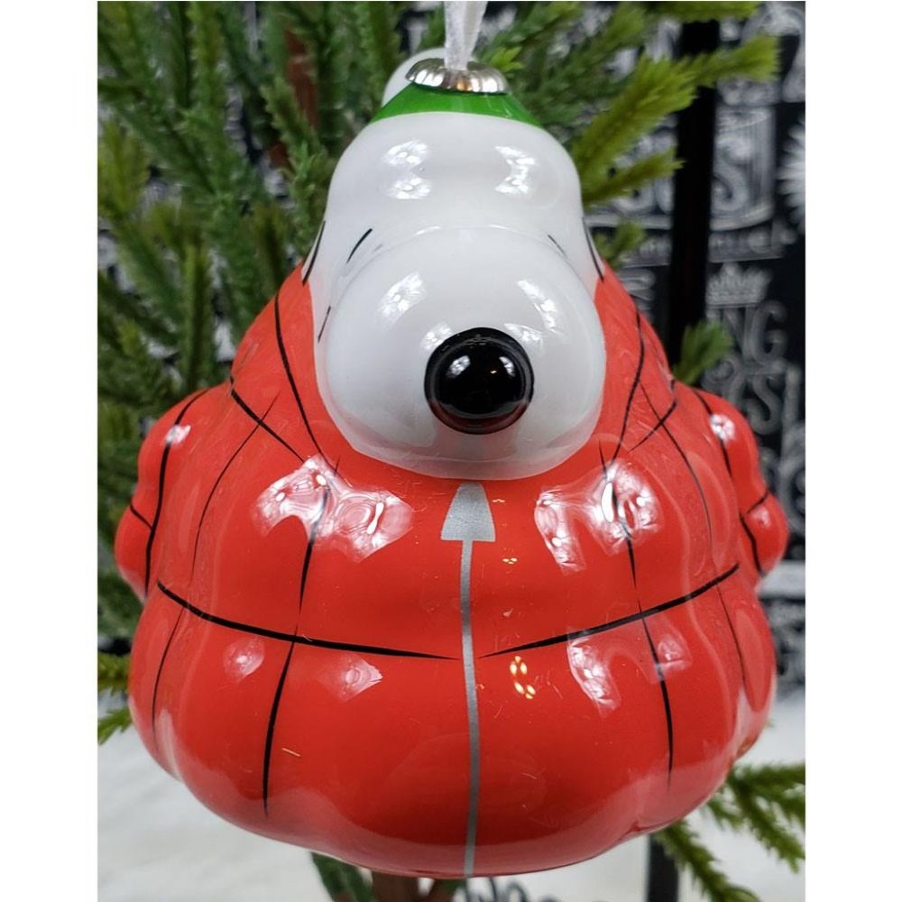 Hallmark Snoopy Christmas Ornament NWT - Picture 3 of 6